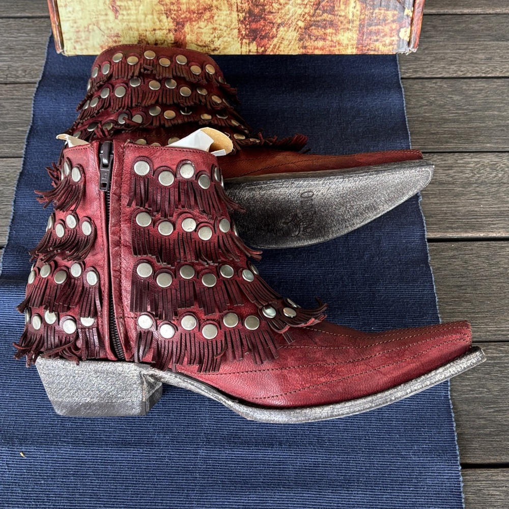 NWB Old Gringo Burgundy Medusa Fringe Ankle Boots 9B - Picture 6 of 8